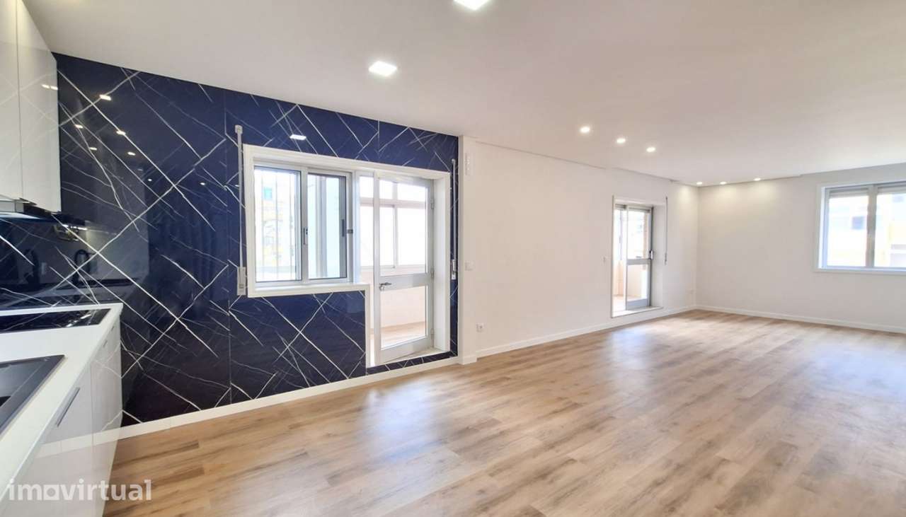 Venda de Apartamento T4 no centro da cidade da Póvoa de Varzim - Grande imagem: 4/20