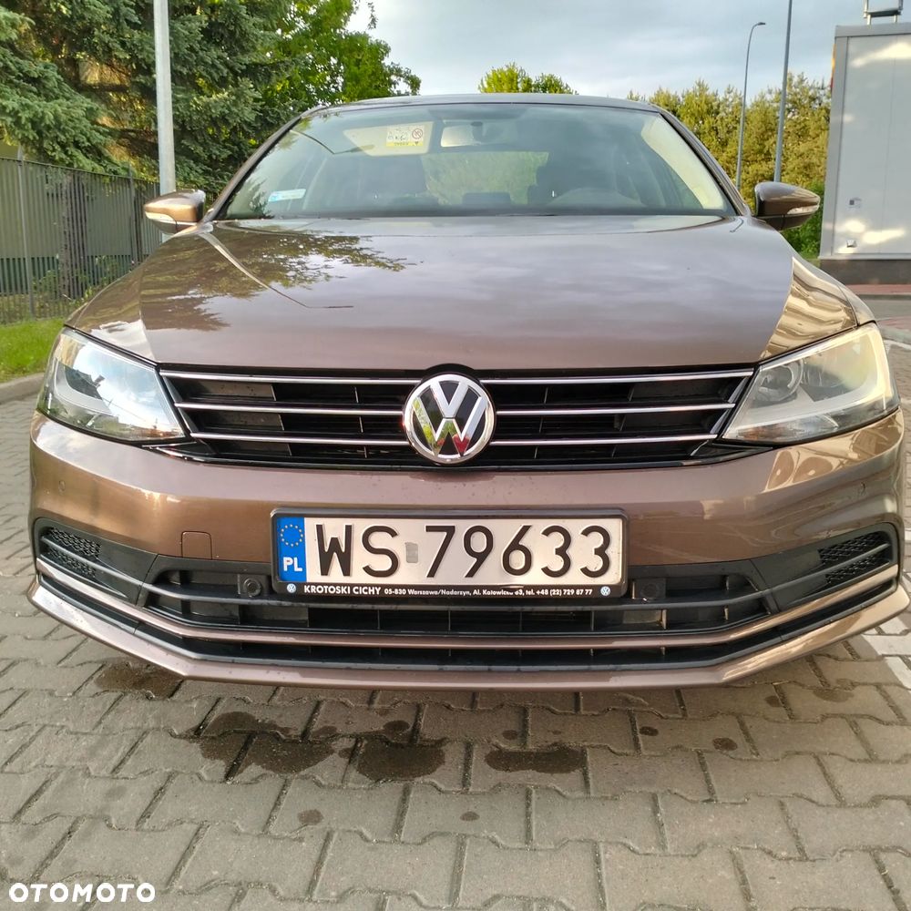 Volkswagen Jetta 1.2 TSI Comfortline - 8