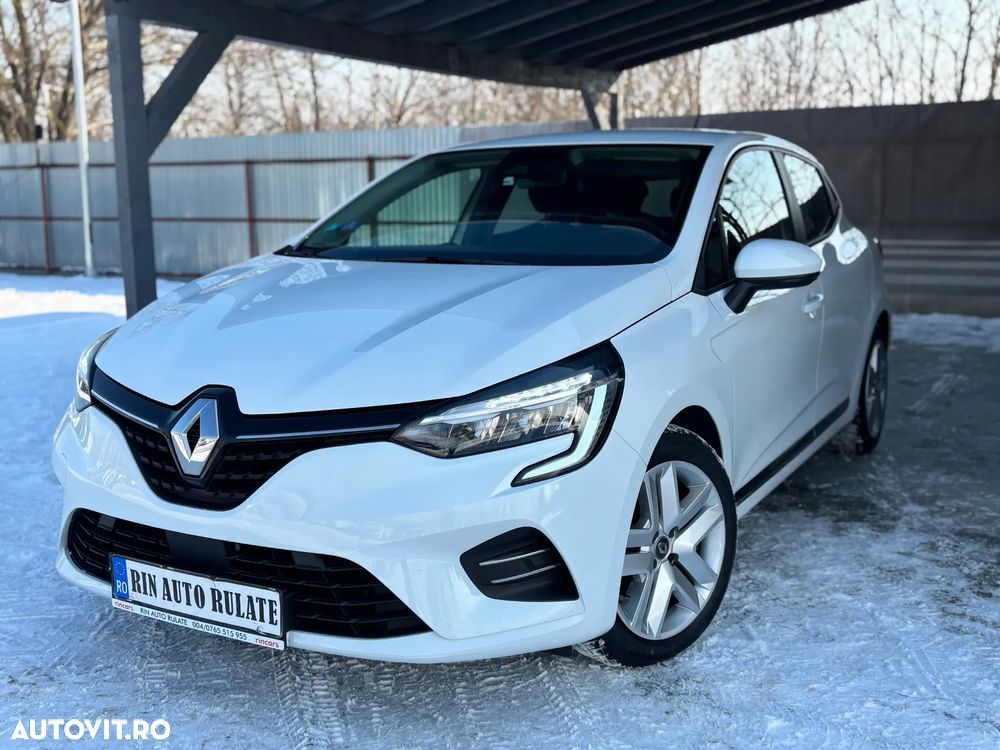 Renault Clio E-TECH 140 BUSINESS EDITION - 4