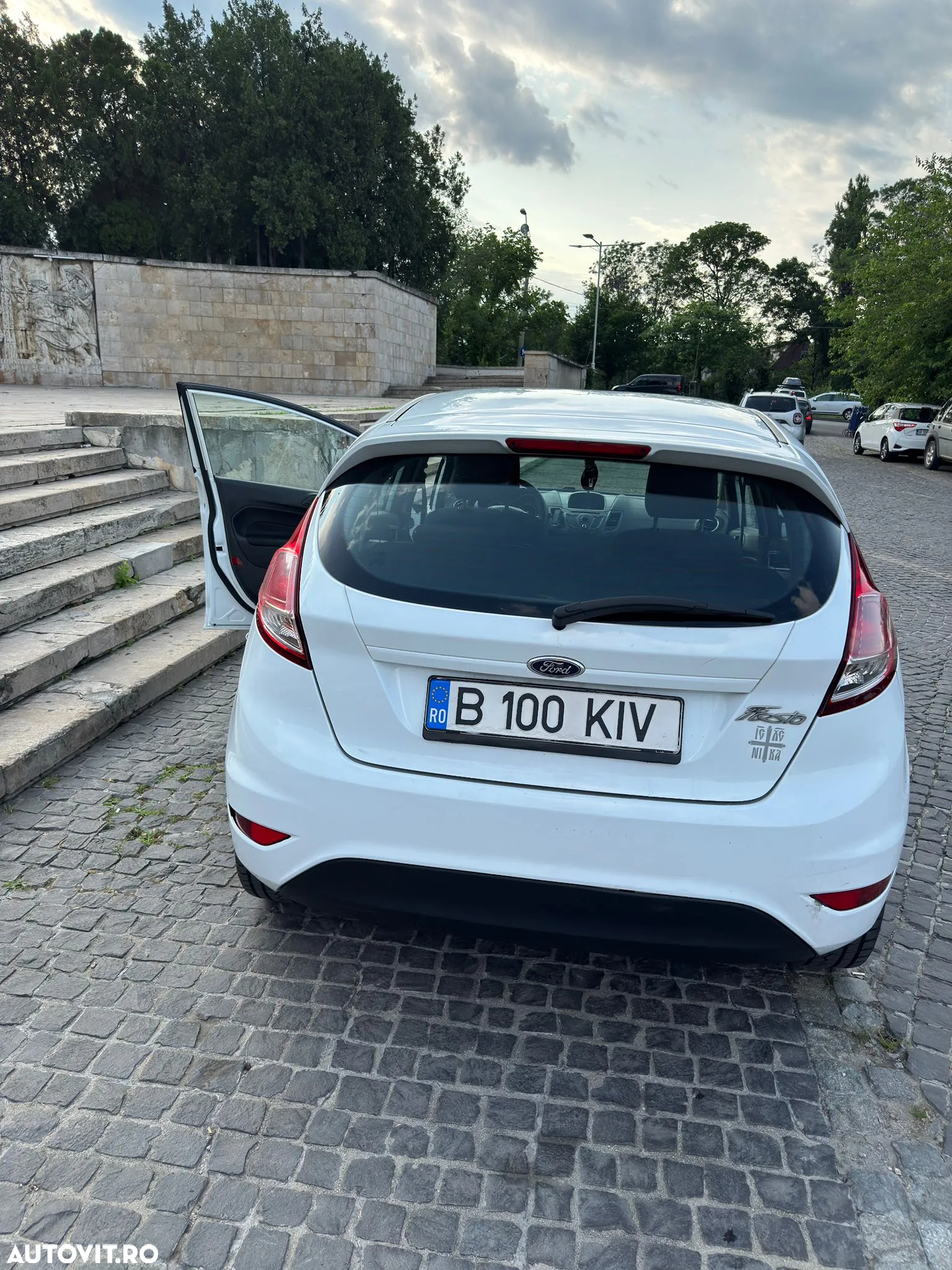 Ford Fiesta - 7