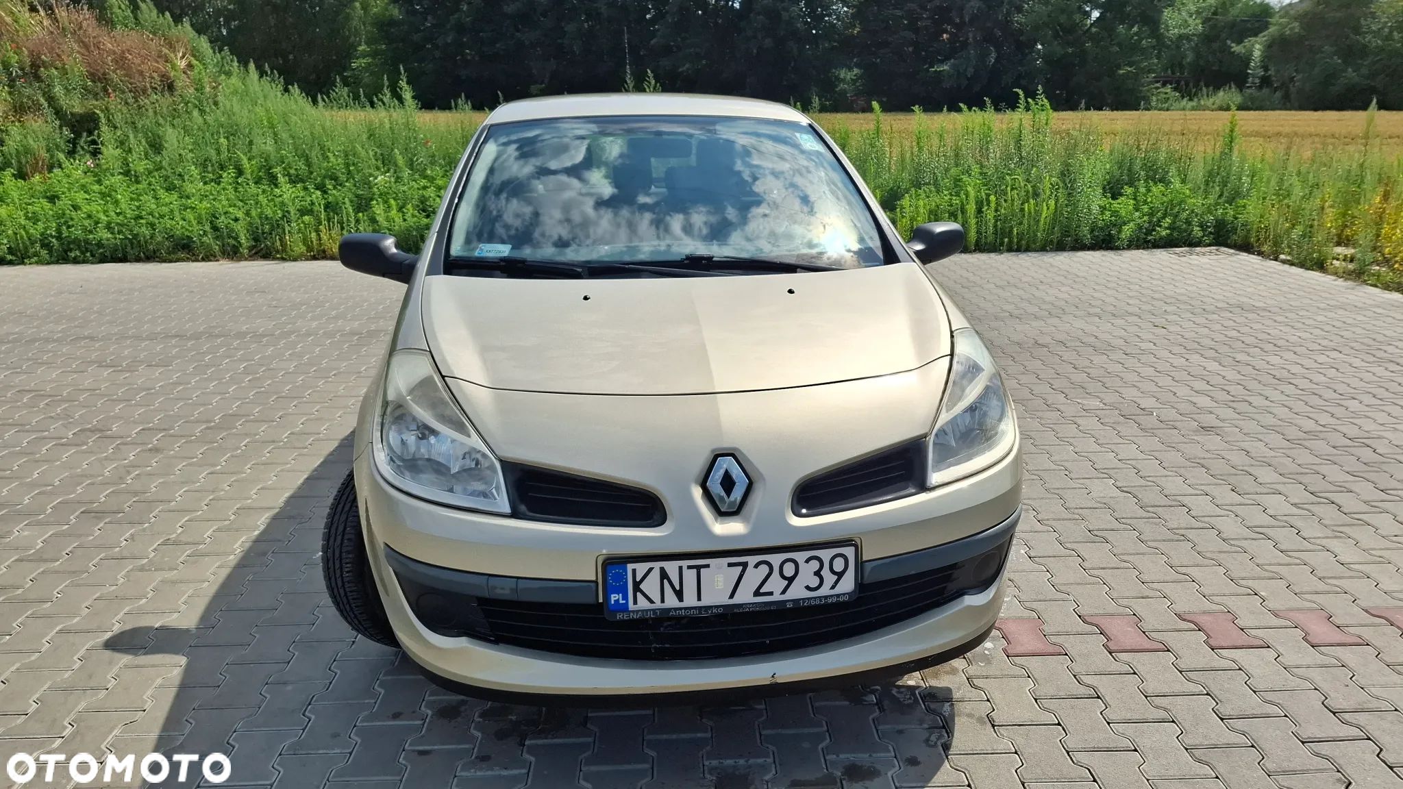 Renault Clio 1.2 16V Authentique - 1