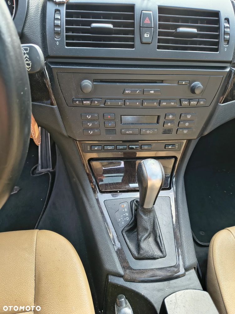 BMW X3 xDrive35d - 26