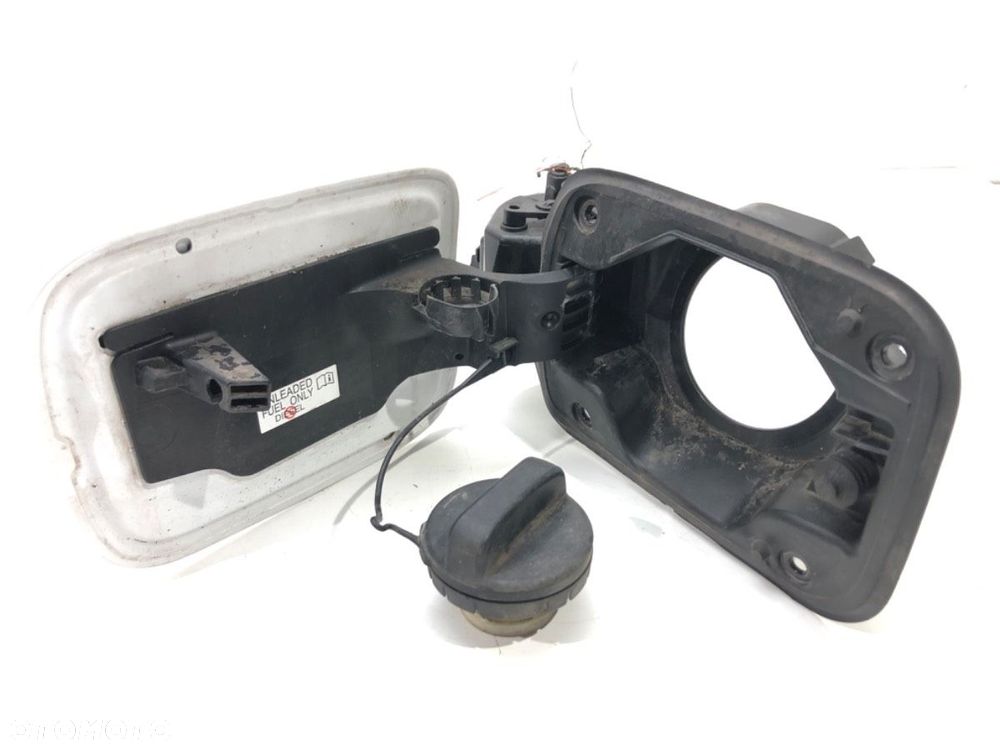 KLAPKA WLEWU PALIWA - 173.00 PLN - LEXUS GS (_L1_) 2011 - 2022 300h (AWL10_) 133 kW [181 KM] Hybryda - 2