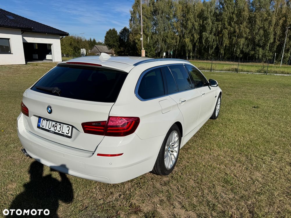 BMW Seria 5 520d Luxury Line - 14