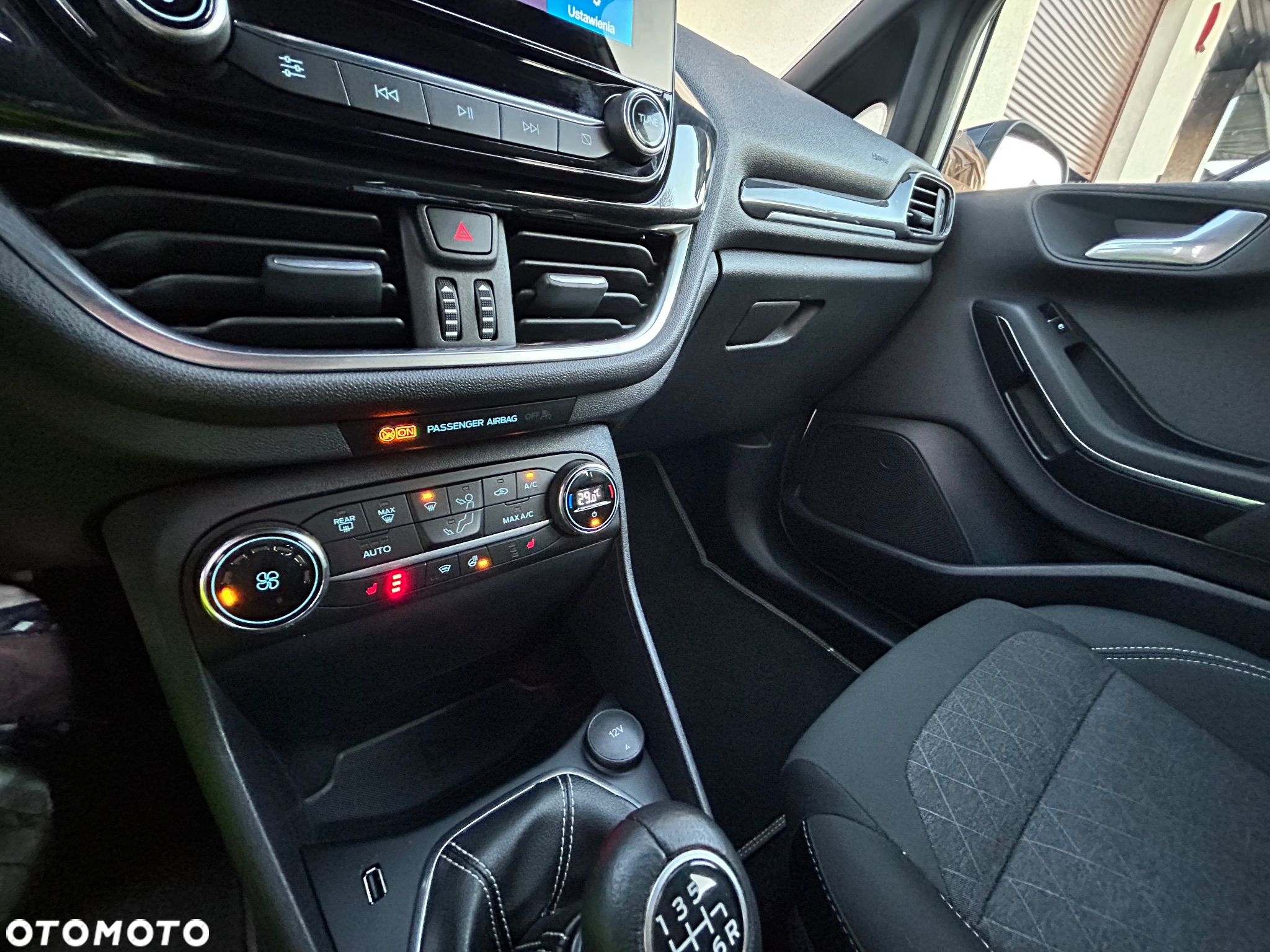 Ford Fiesta 1.0 EcoBoost S&S ACTIVE - 16