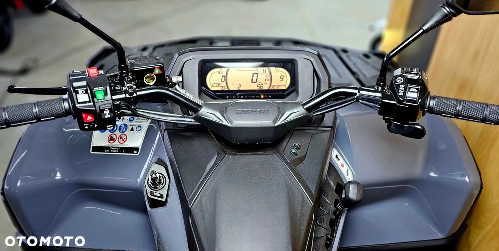 Can-Am Outlander - 6