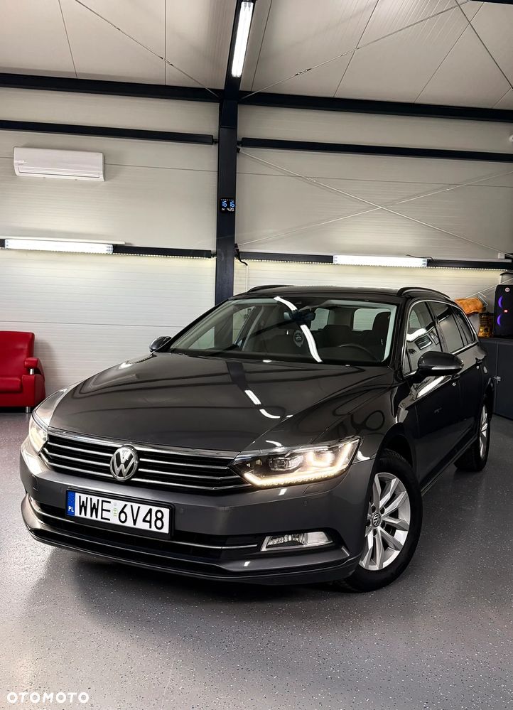 Volkswagen Passat 2.0 TDI SCR Comfortline - 28