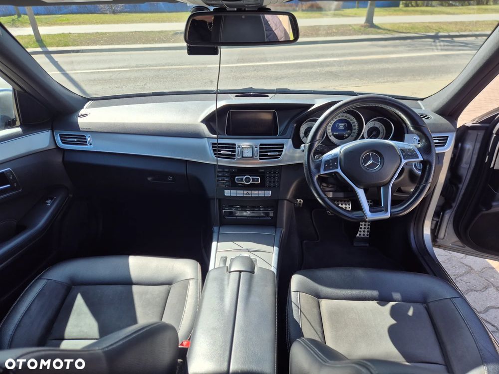 Mercedes-Benz Klasa E 220 CDI DPF BlueEFFICIENCY 7G-TRONIC - 24