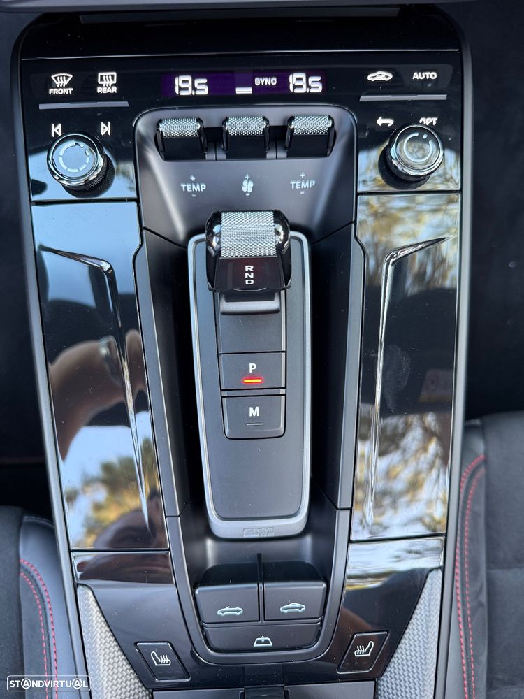 Porsche 911 (992) Carrera GTS - 18