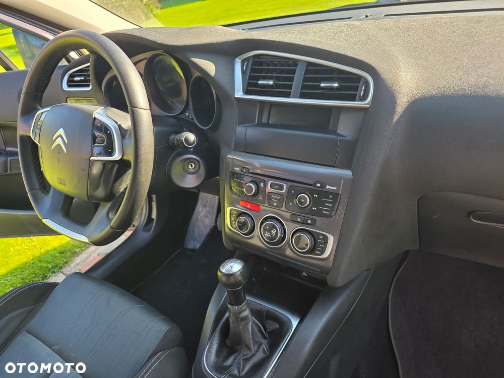 Citroën C4 HDi 90 Tendance - 16