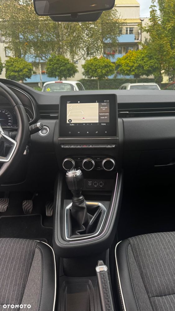 Renault Clio - 5