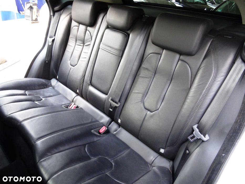 Land Rover Range Rover Evoque - 17
