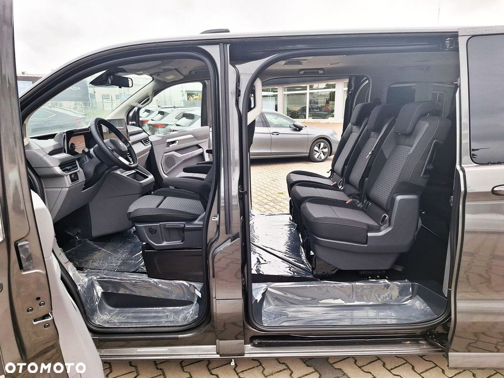 Volkswagen Caravelle - 17