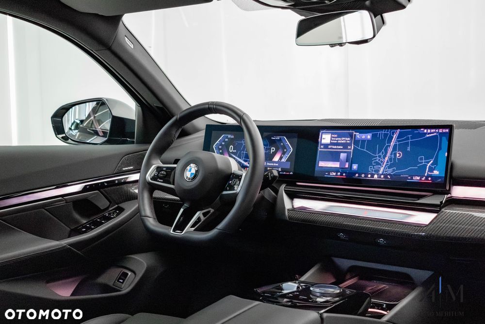 BMW Seria 5 520d xDrive - 16