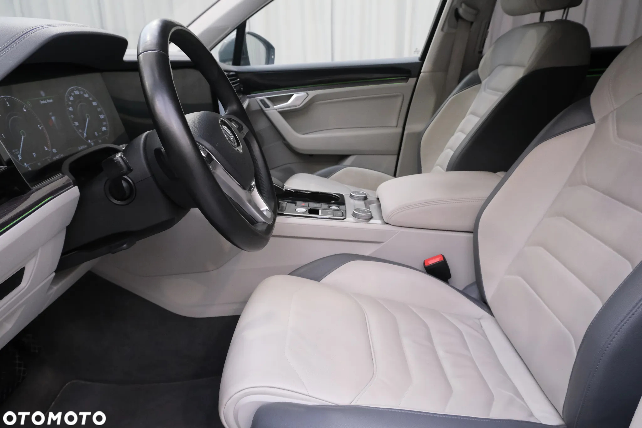 Volkswagen Touareg - 5