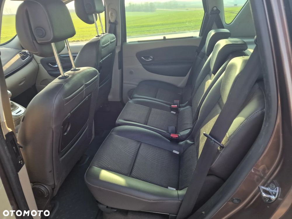 Renault Scenic 1.9 dCi Confort Privilege - 20