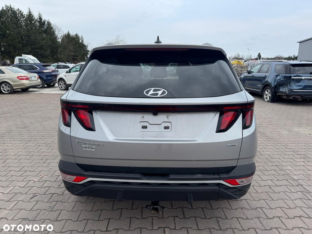 Hyundai Tucson - 2