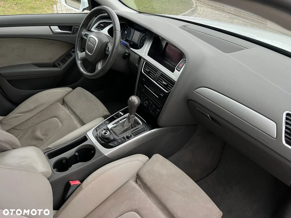 Audi A4 Avant 2.0 TDI DPF multitronic Ambition - 16