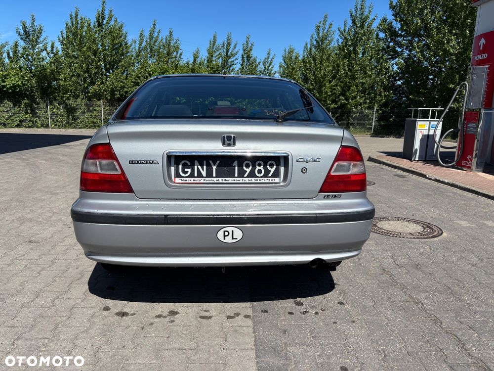 Honda Civic 1.4i - 6