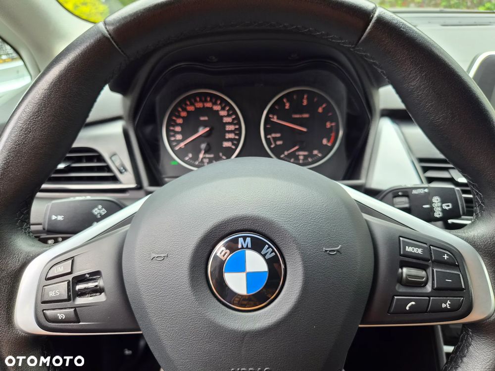 BMW Seria 2 220d Sport-Aut Advantage - 26
