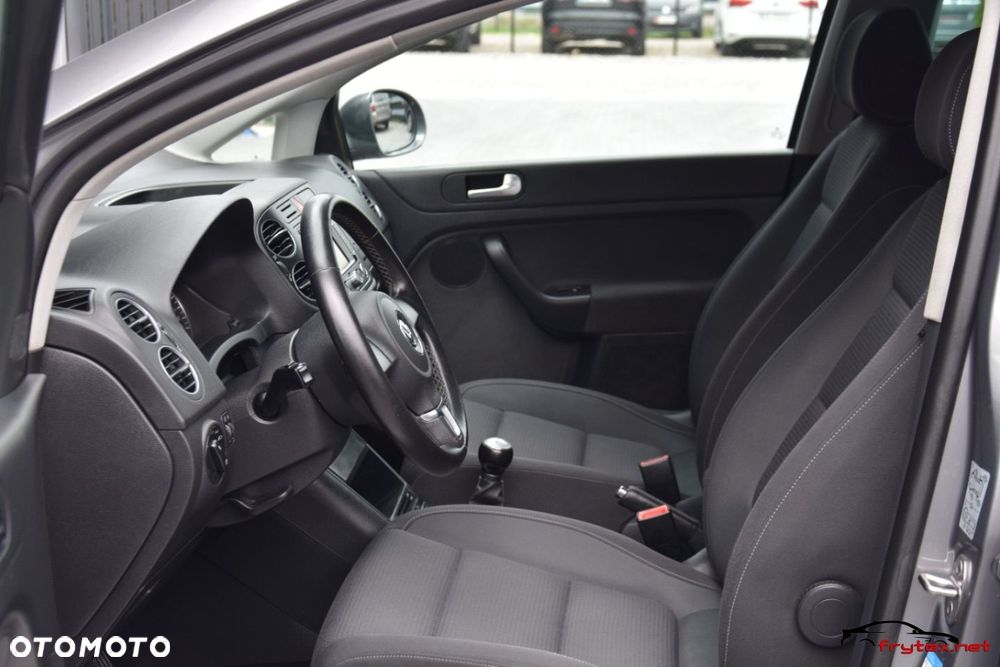 Volkswagen Golf Plus - 17