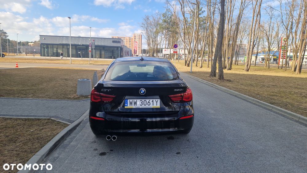 BMW 3GT 320i GPF Business Edition - 6
