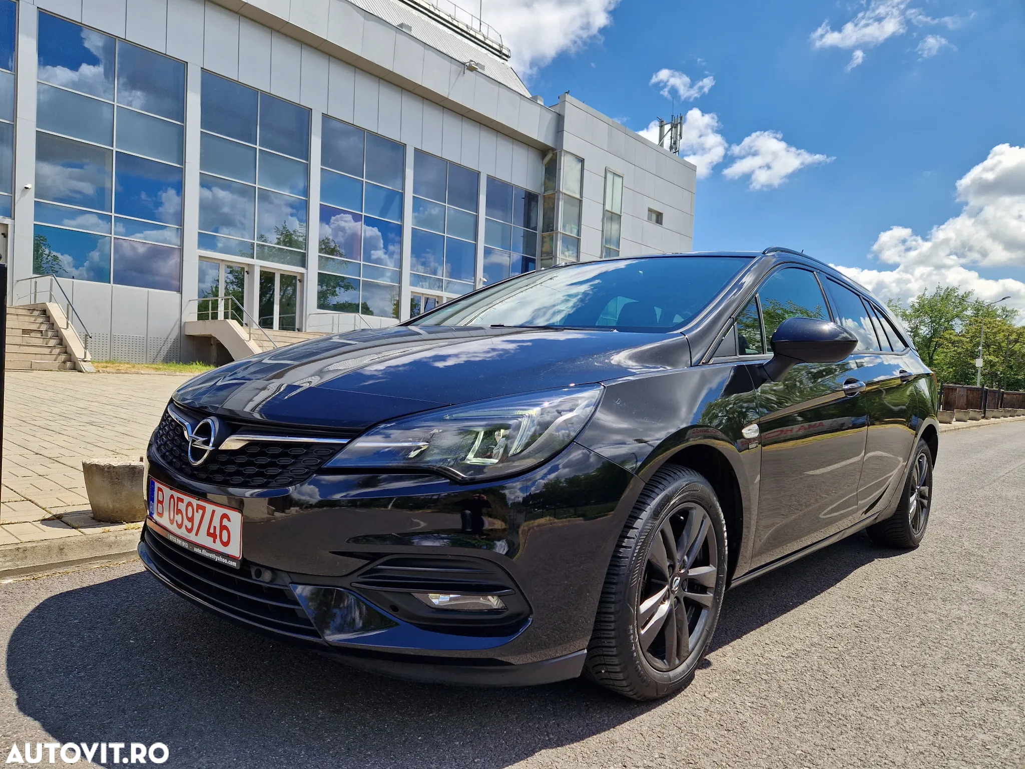 Opel Astra 1.2 Turbo Start/Stop 120 Jahre - 12