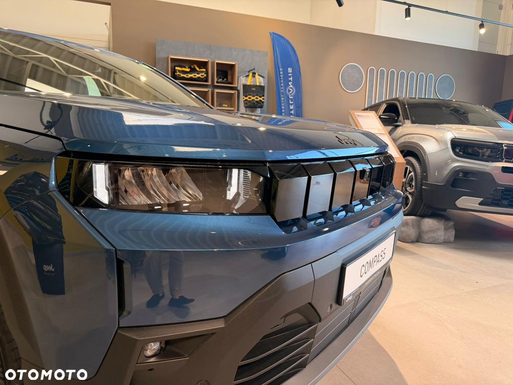 Jeep Compass 73.7kWh Altitude FWD - 5