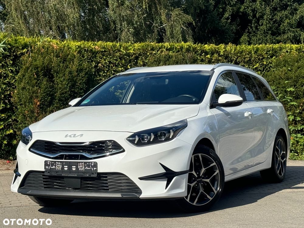 Kia Ceed 1.6 CRDi mHEV Business Line DCT - 1