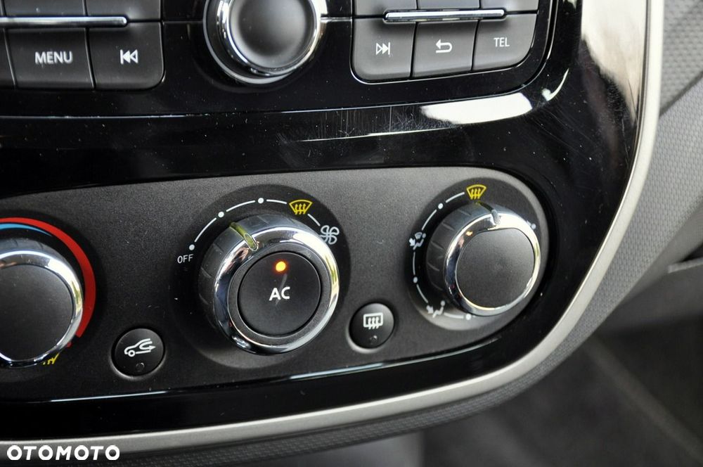 Renault Captur - 32