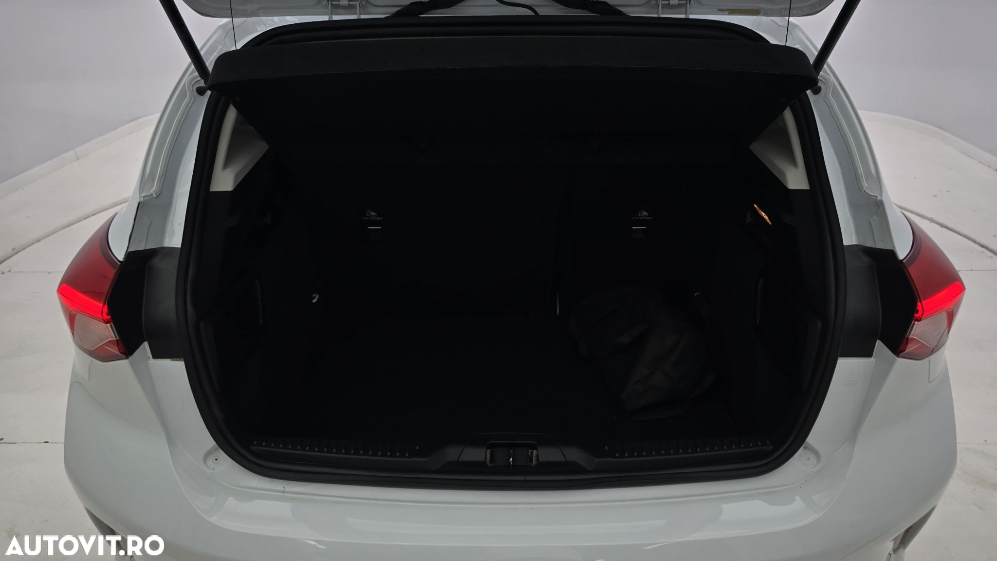Ford Focus 1.5 EcoBlue Trend Edition - 25