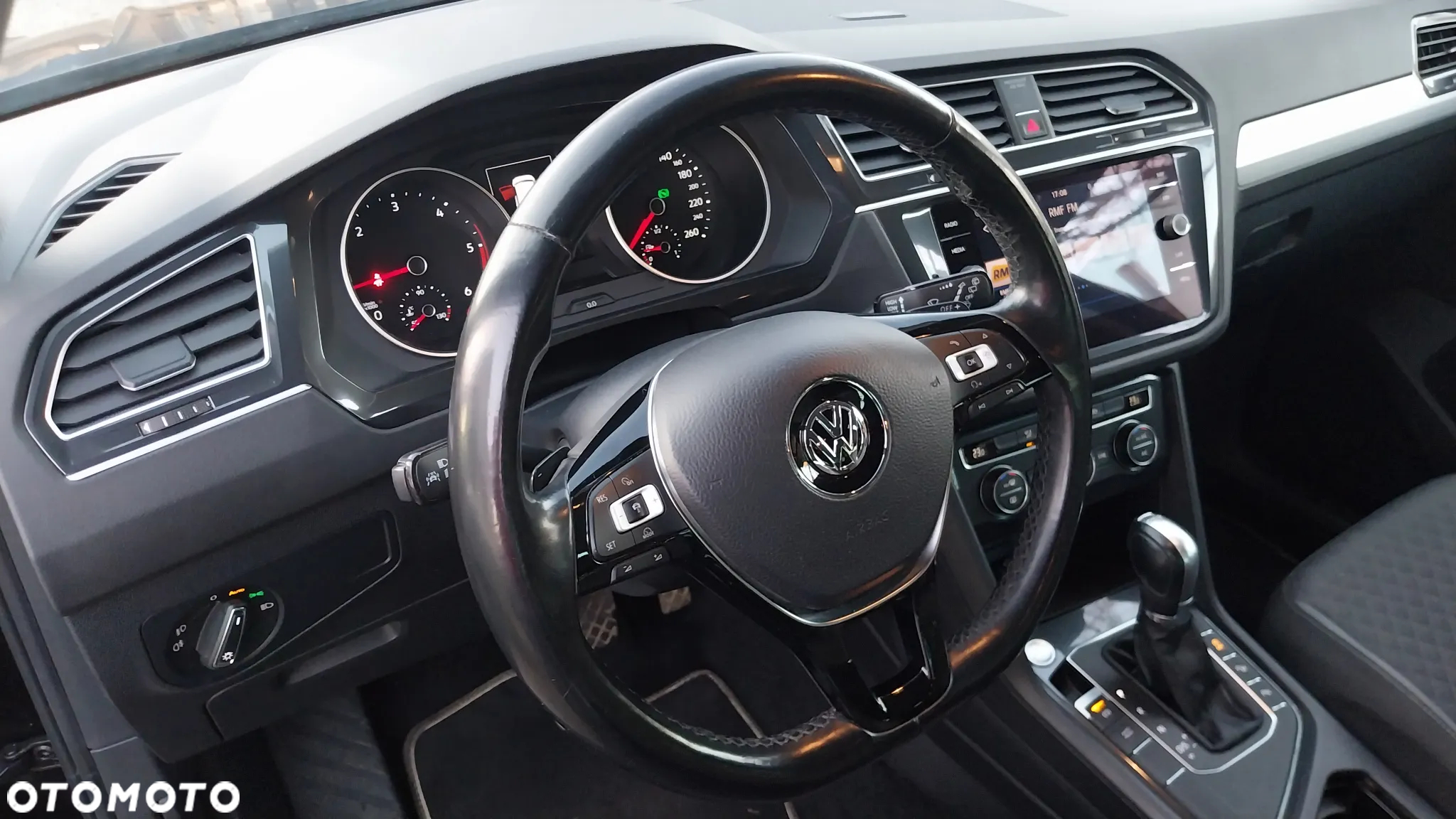 Volkswagen Tiguan 2.0 TDI BMT SCR Comfortline DSG - 19