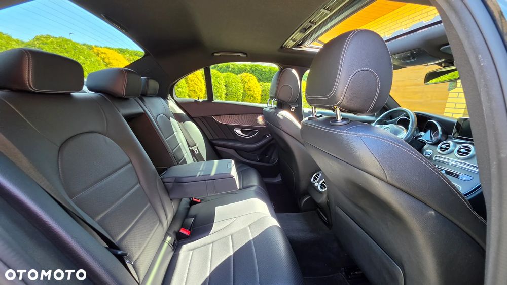 Mercedes-Benz Klasa C 250 (BlueTEC) d 7G-TRONIC AMG Line - 26