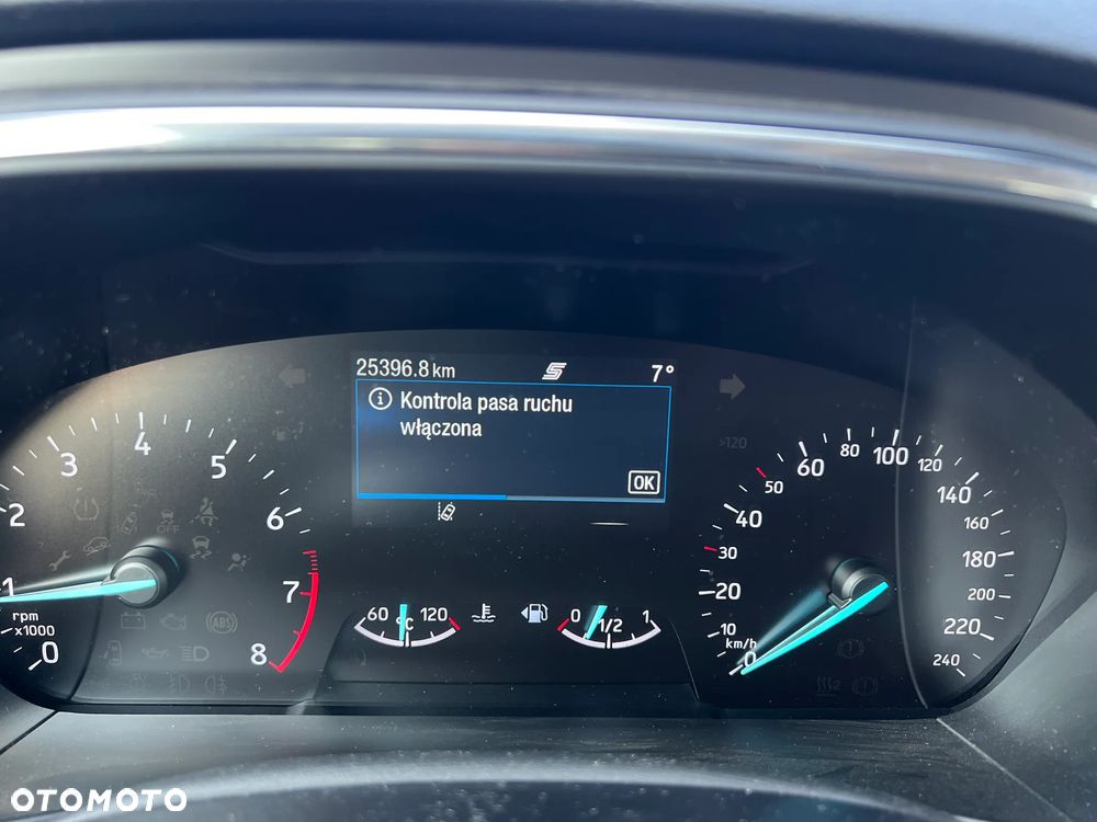Ford Focus 1.0 EcoBoost Titanium - 12