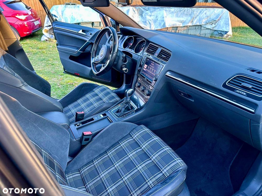 Volkswagen Golf 2.0 TDI BMT GTD DSG - 15