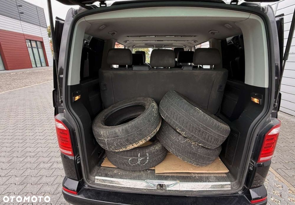 Volkswagen Multivan - 19