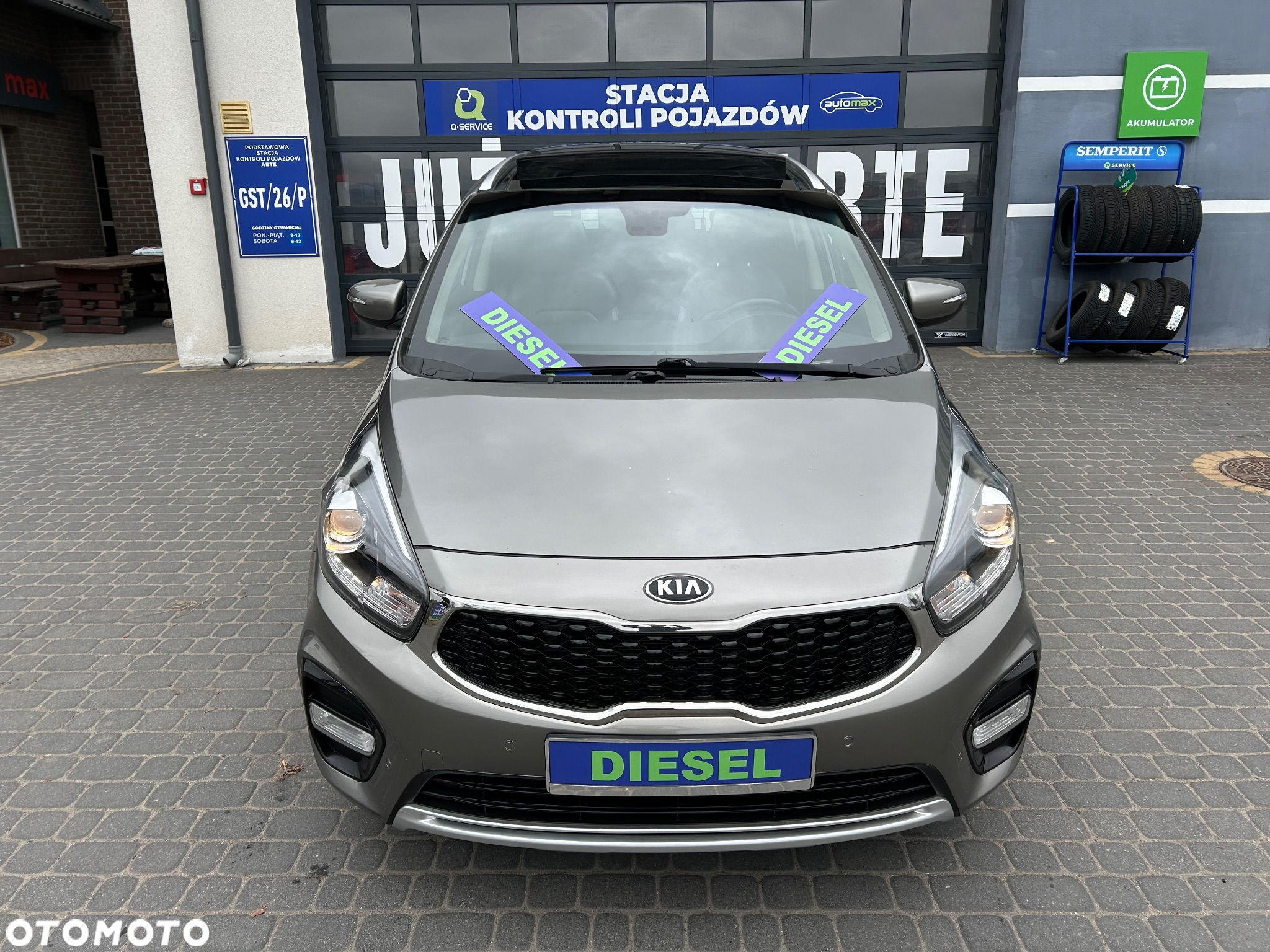 Kia Carens 1.7 CRDi L 7os DCT - 12