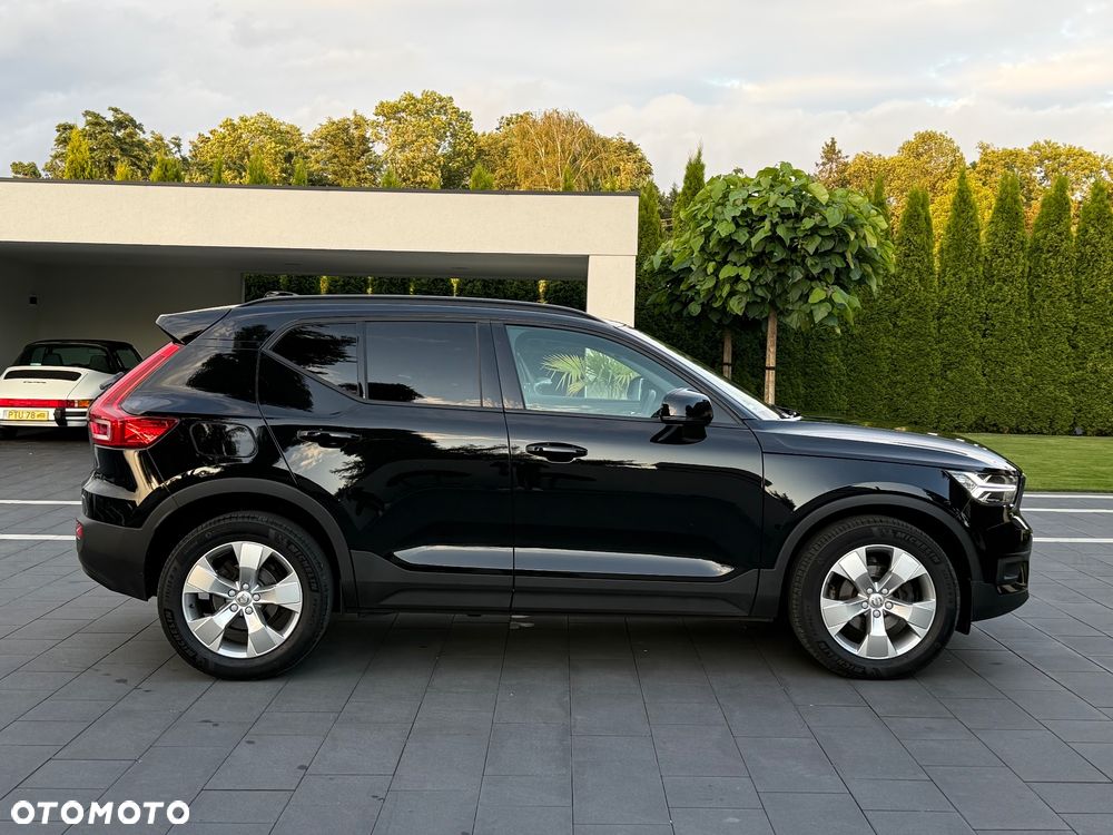 Volvo XC 40 D3 SCR Momentum - 6