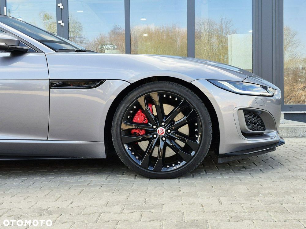 Jaguar F-Type - 8