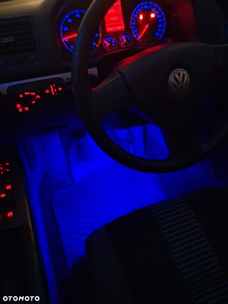 Volkswagen Golf 1.6 United - 26