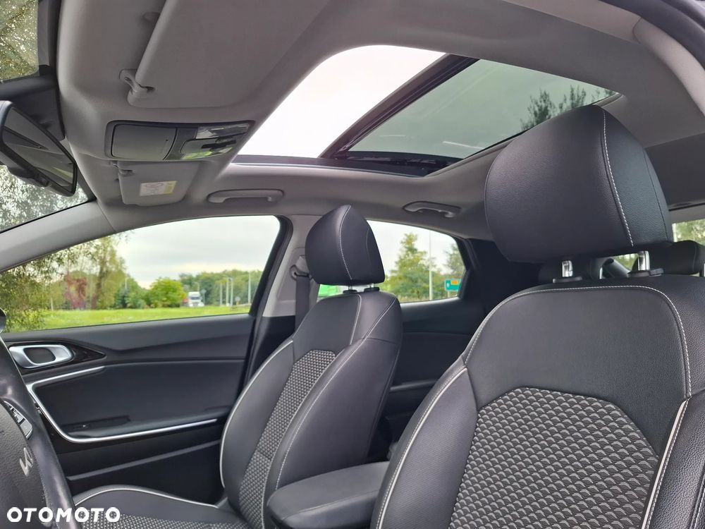 Kia XCeed - 21