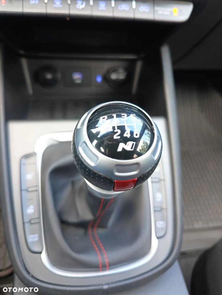 Hyundai Kona 1.0 T-GDI 48V-Hybrid N Line - 25