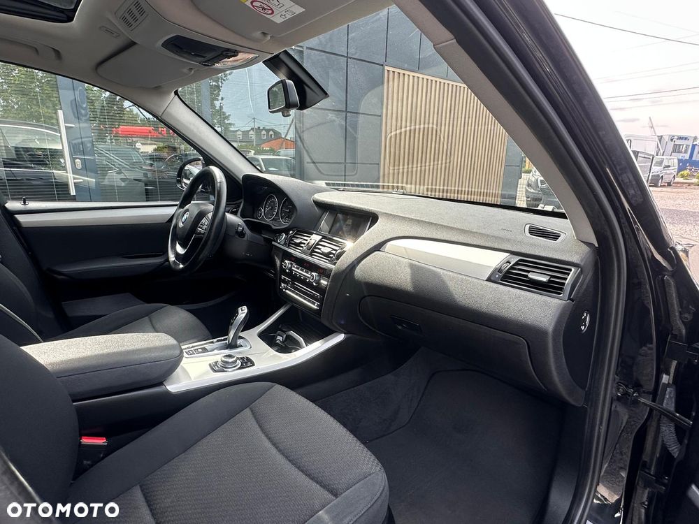 BMW X3 sDrive18d Advantage - 29