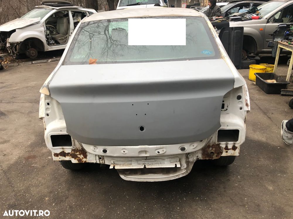 Dezmembrez Dacia Logan 2 gri 1.2 benzina 2014 - 5