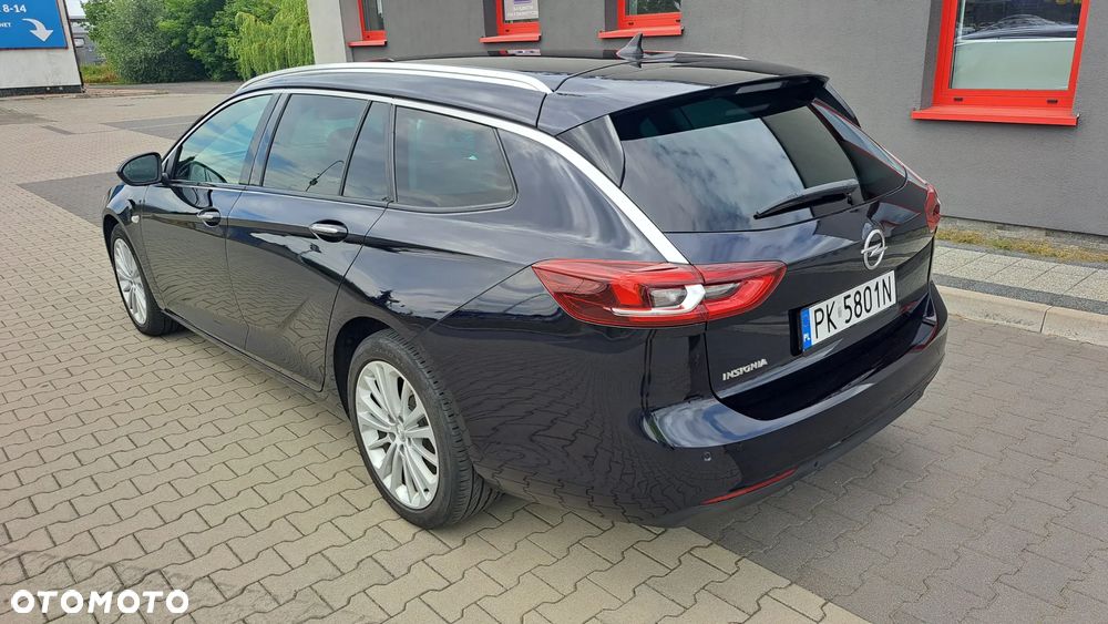 Opel Insignia - 1