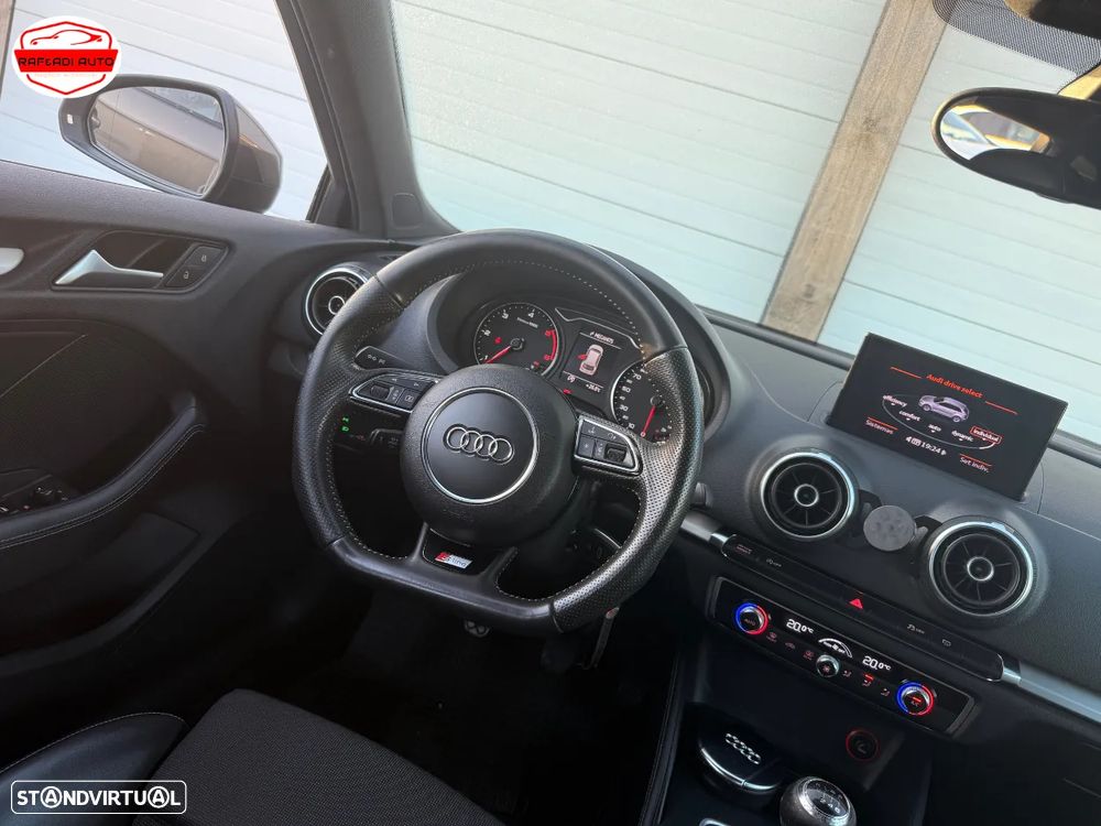 Audi A3 Sportback 1.6 TDI S line Sport Pack - 22