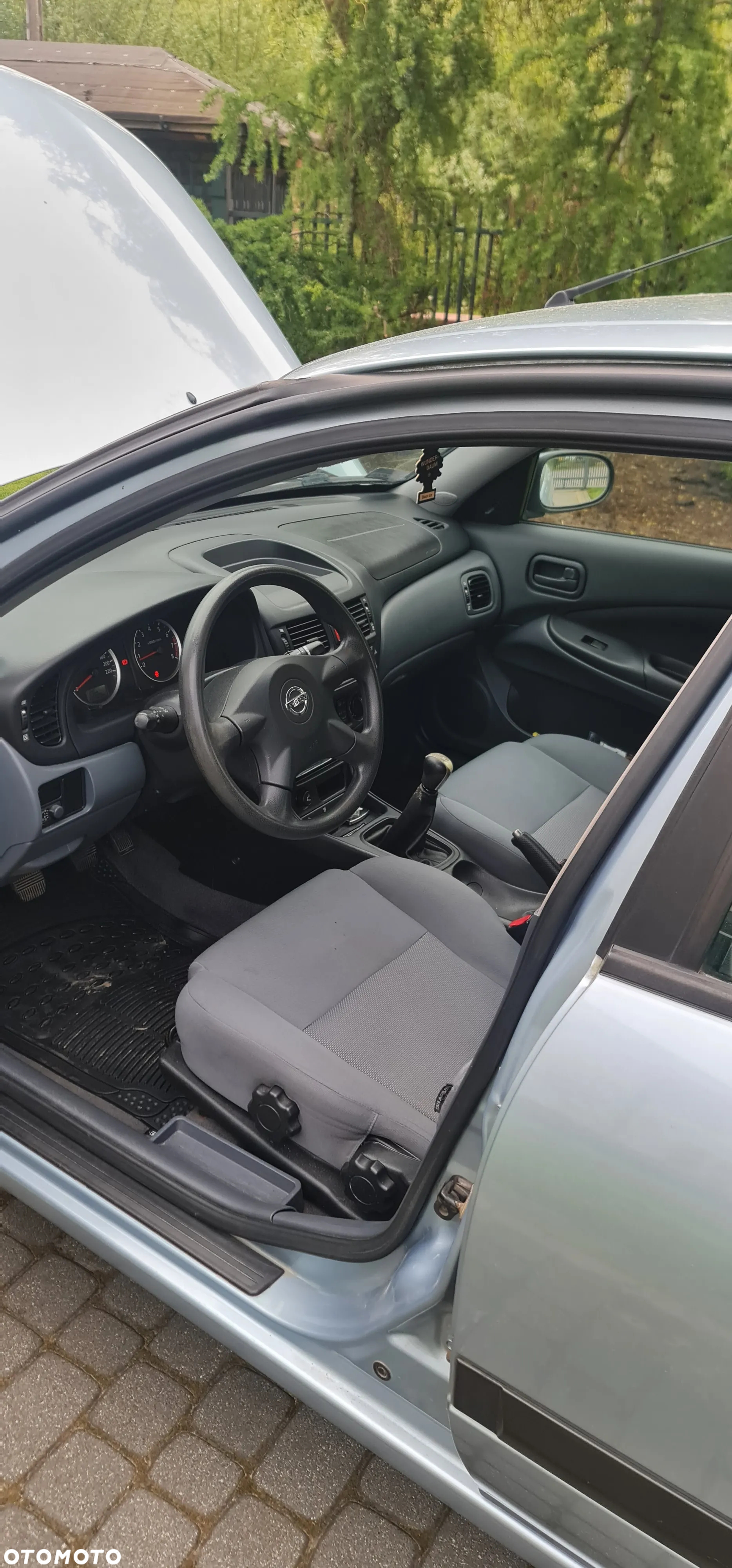 Nissan Almera II 1.5 Visia - 9