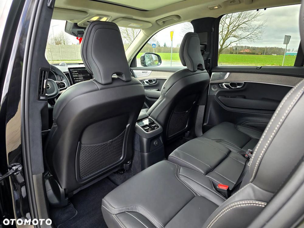 Volvo XC 90 T8 AWD Plug-In Hybrid Ultra Dark 7os - 35