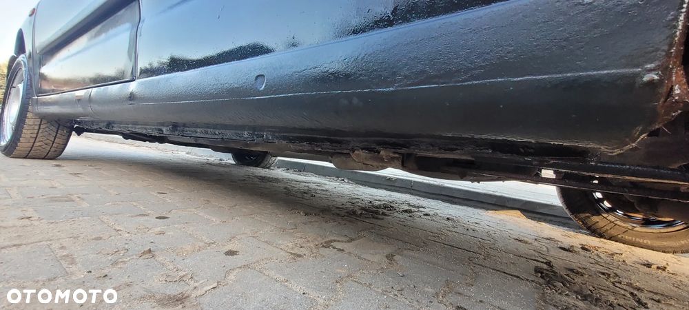 Volkswagen Caddy B Mixt - 22