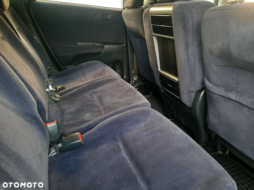 Honda FR-V 1.8 Comfort - 28